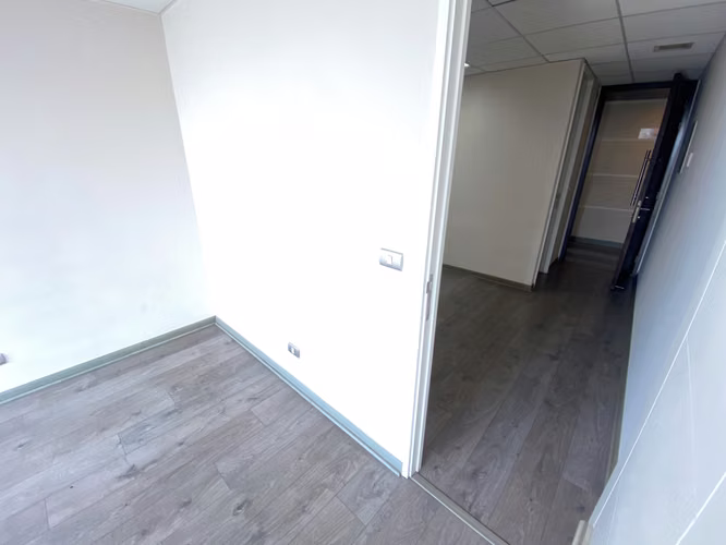 ARRIENDO OFICINA 2 AMBIENTES - METRO SAN ALBERTO HURTADO