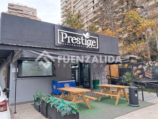 Casa Comercial Metro Manquehue Varios Rubros Las Condes