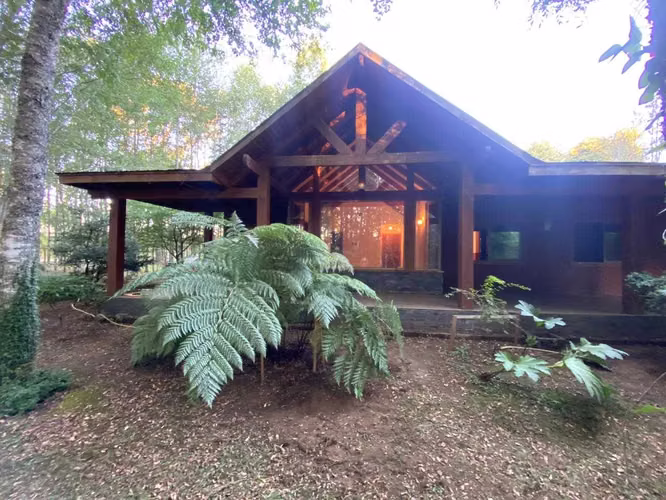 VENDO LINDA CASA EN PARCELA +CABAÑA VILLARRICA  (176292)
