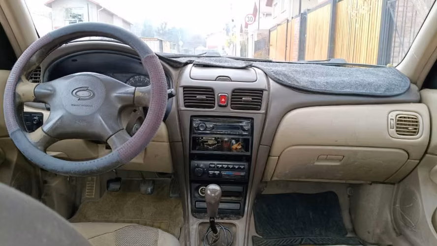 Se vende Samsung sm3, motor 1.5, año 2004