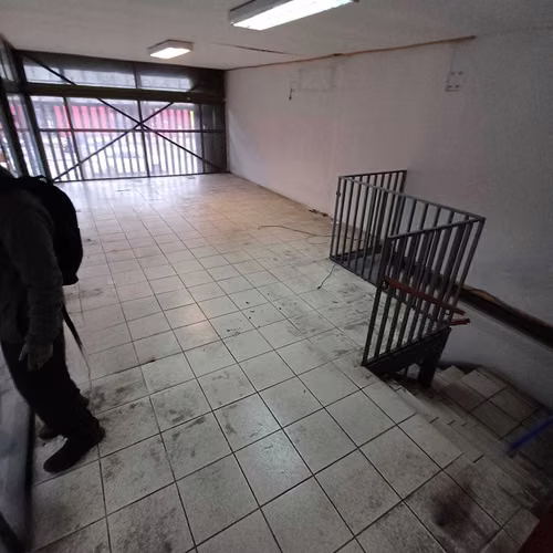 Local con bodega y oficinas (176082)