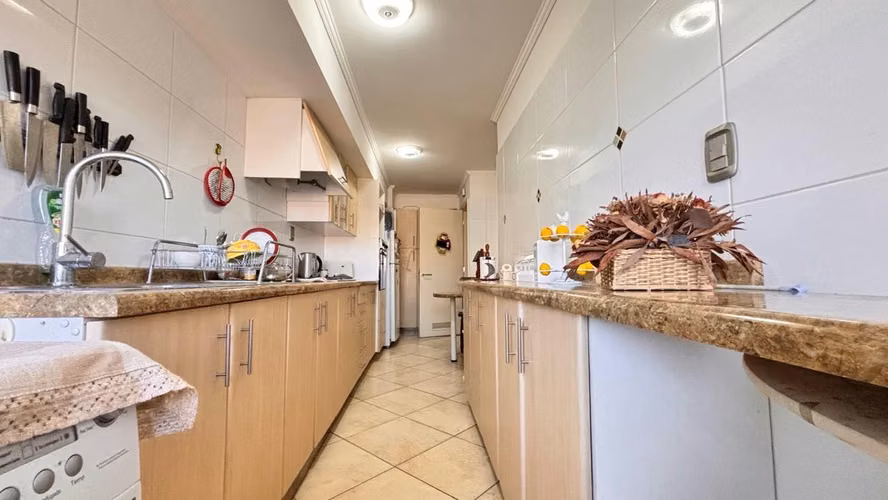 ARRIENDO AMPLIO DEPARTAMENTO ED RÓTERDAM  (176315)