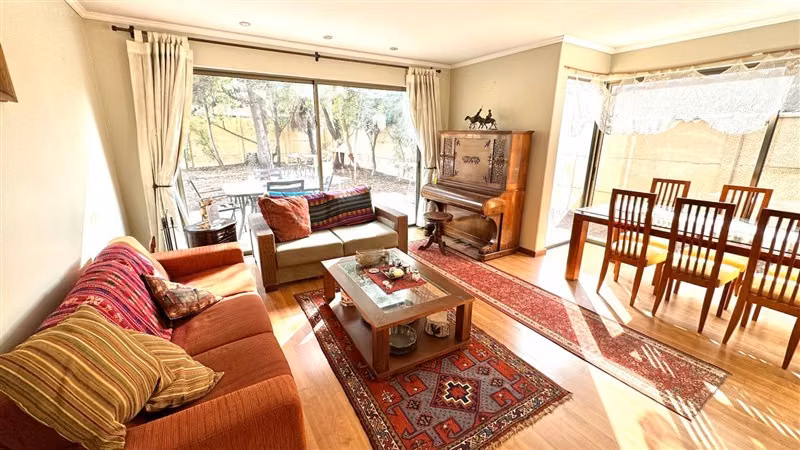 Casa en arriendo de 3 dorm. en Colina