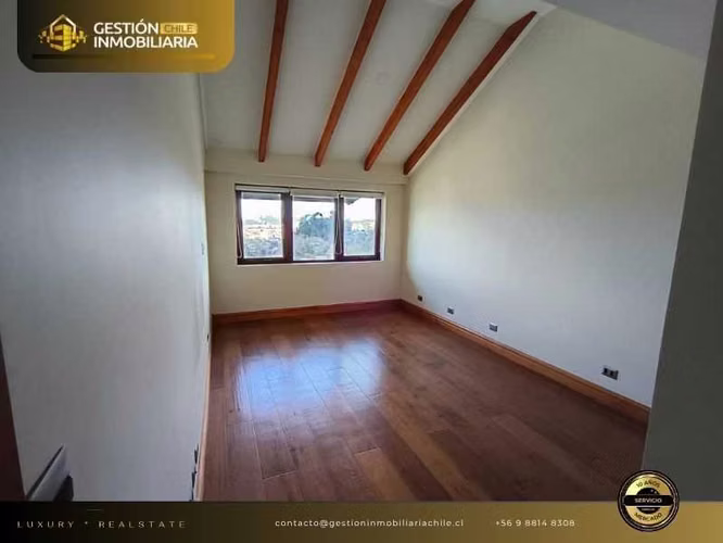 Estilo y Comodidad en Entorno Privilegiado (176335)