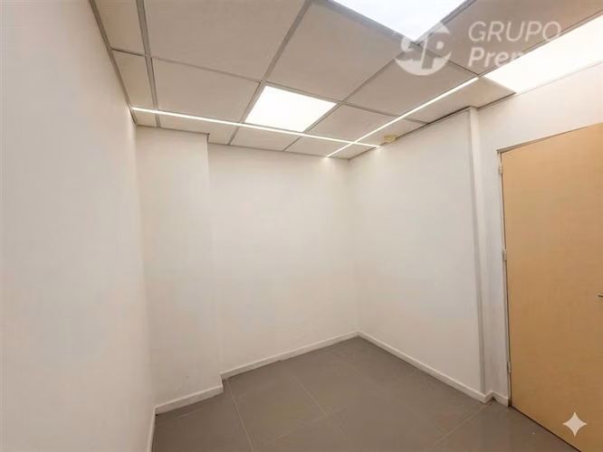 LOCAL COMERCIAL PATIO LA REINA 250M2- 2 NIVELES - ALTO FLUJO