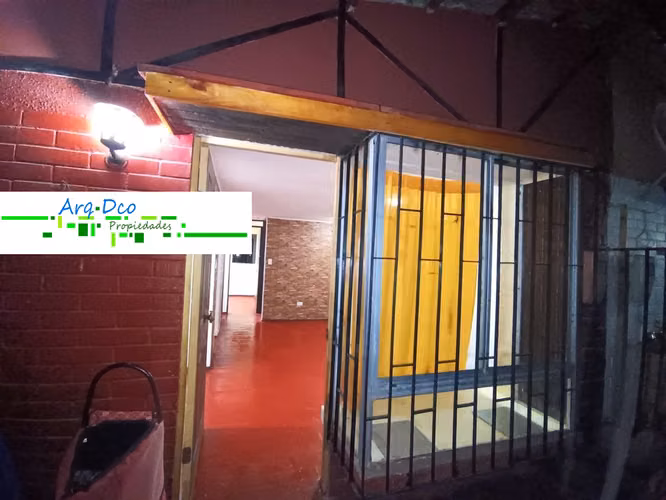 Casa 1 piso 3 dormitorios 1 baño Villa las Praderas  MAIPU