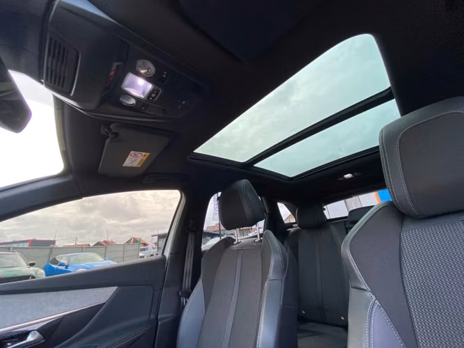 PEUGEOT 3008 180 EAT8 1.6 TURBO 2023
