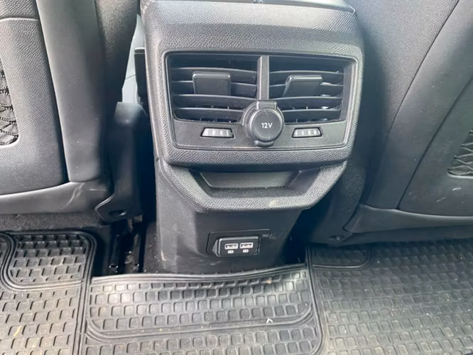 PEUGEOT 3008 180 EAT8 1.6 TURBO 2023