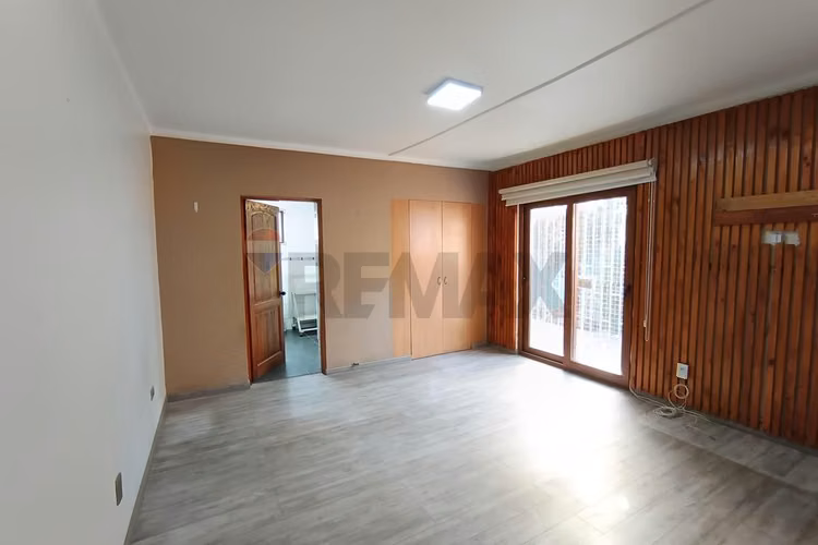 Casa 3d, 2b + 2d, 1b