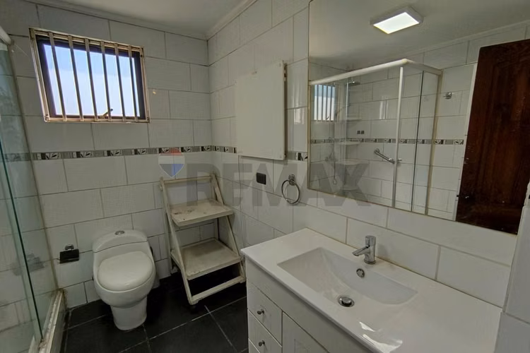 Casa 3d, 2b + 2d, 1b