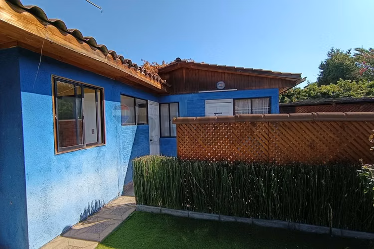 Casa 3d, 2b + 2d, 1b