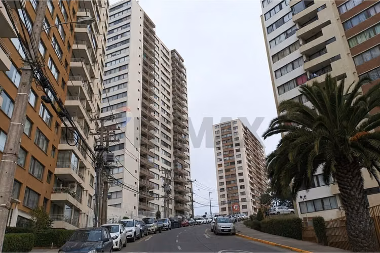 "arrienda este encantador depto en valparaíso"