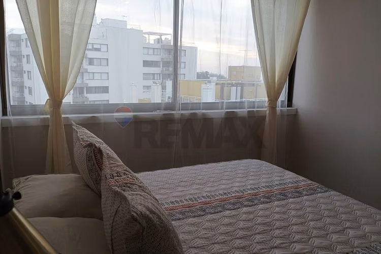 "arrienda este encantador depto en valparaíso"
