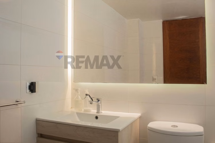 Townhouse 3d + serv en sector sebastián elcano