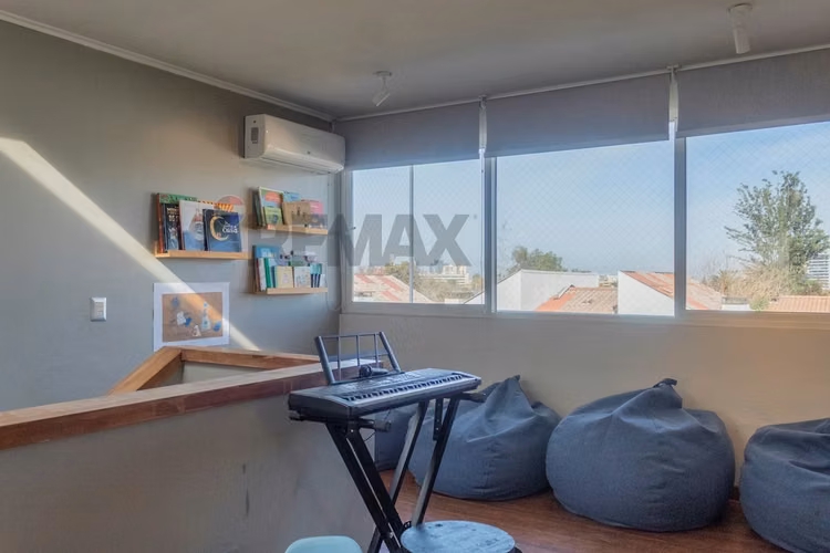 Townhouse 3d + serv en sector sebastián elcano