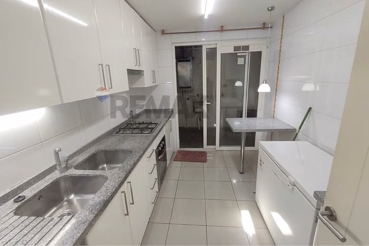 "tu casa ideal en huechuraba: espaciosa y moderna"