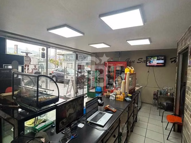 Local comercial en Recoleta, excelente ubicación