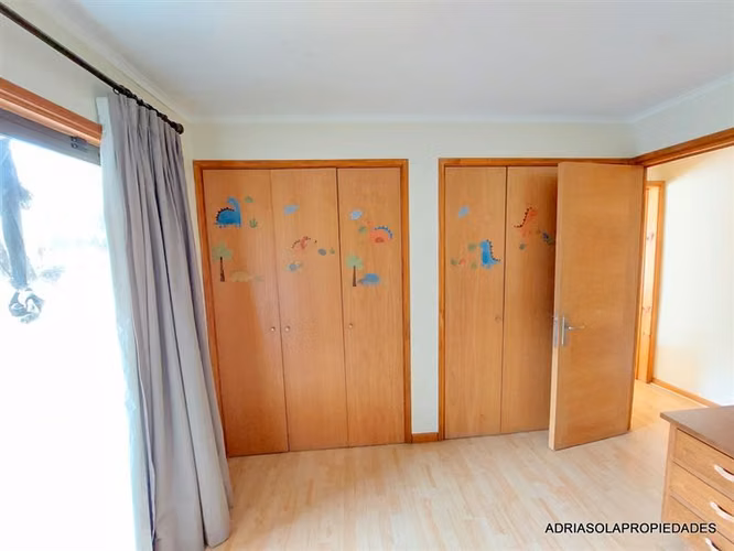 Chicureo 265 m en 5100 de terreno 4D 4B estar mas servicios