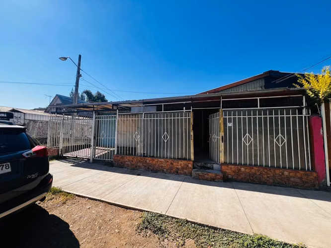 ¡Excelente oportunidad comercial!   SALVADOR GUTIERREZ N° 8196 Cerro Navia