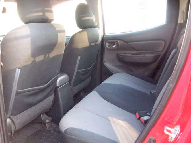 camioneta mitsubishi l200 4x4 diesel  2017