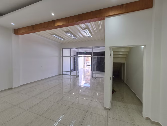 18 DE SEPTIEMBRE/415 M2 DE OFICINAS