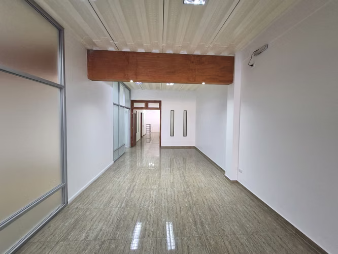 18 DE SEPTIEMBRE/415 M2 DE OFICINAS