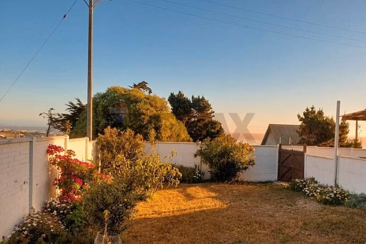 Vende cabaña el tabo