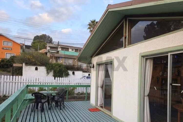 Hermosa cabaña en venta en el tabo