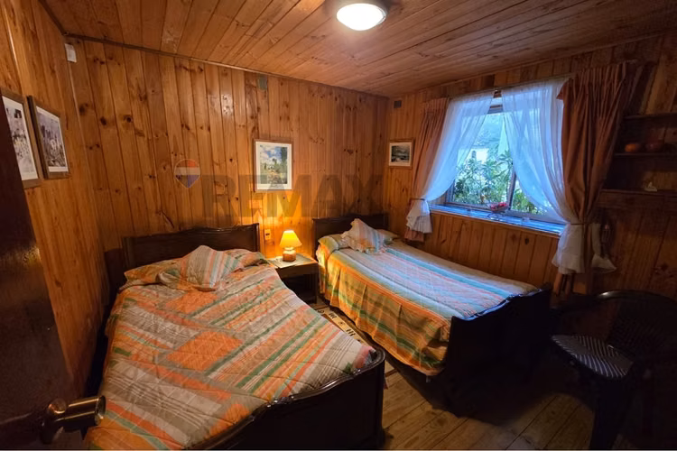 Hermosa cabaña en venta en el tabo