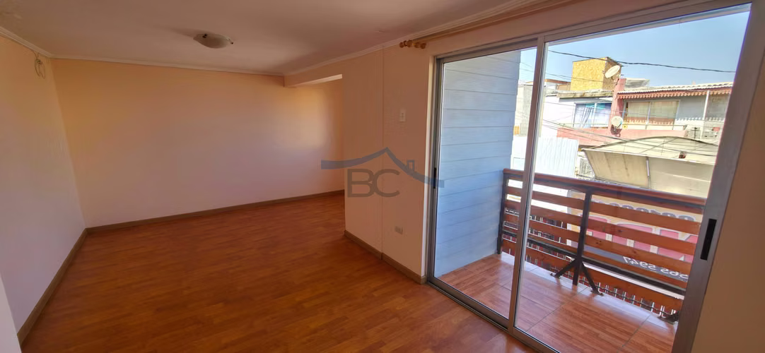 Se vende gran casa esquina ampliada sólida. (176354)