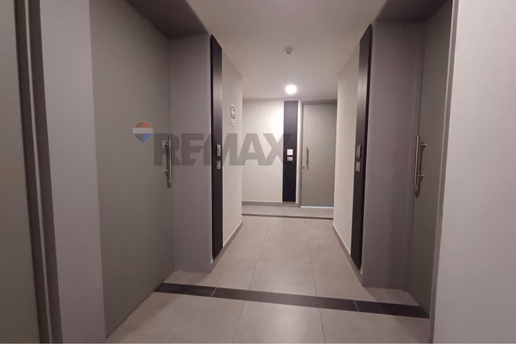 Oficina en venta plaza egaña - Imagen 2