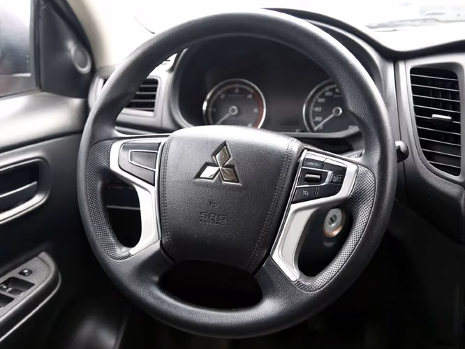 MITSUBISHI L200 2022