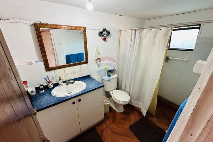Casa antigua con amplio terreno en quinta normal - Imagen 6