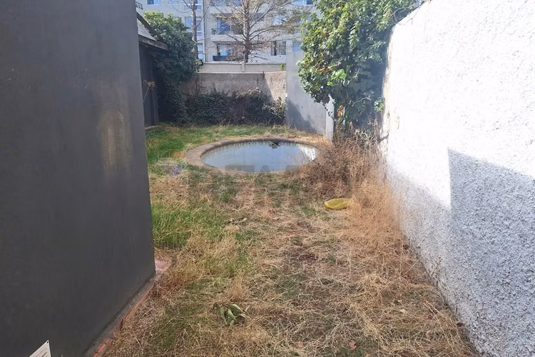 Casa en av robles/local remodelación