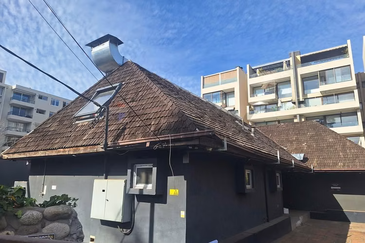 Casa en av robles/local remodelación