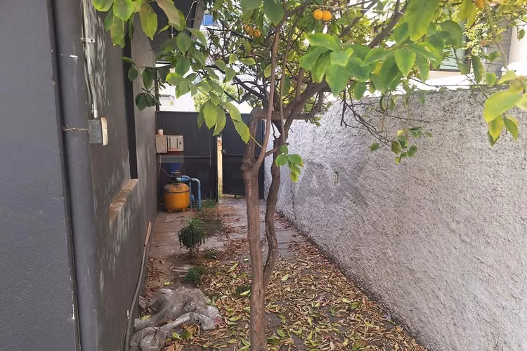 Casa en av robles/local remodelación