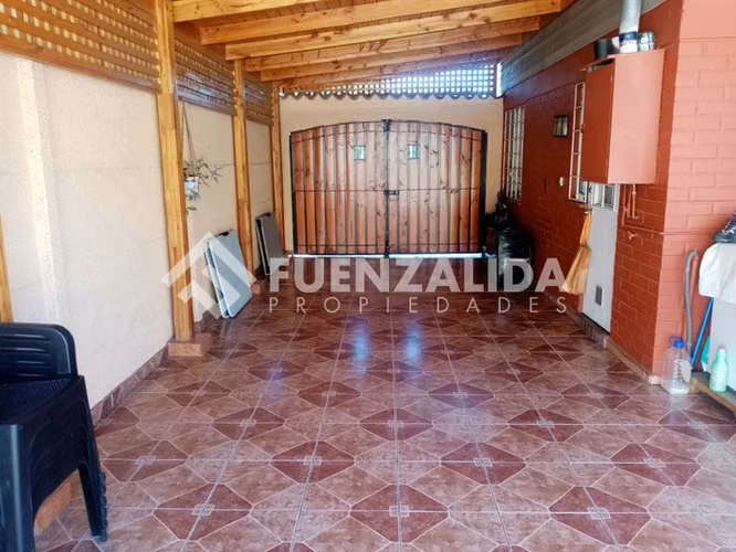 Casa en venta de 3 dormitorios en Puente Alto, AEP