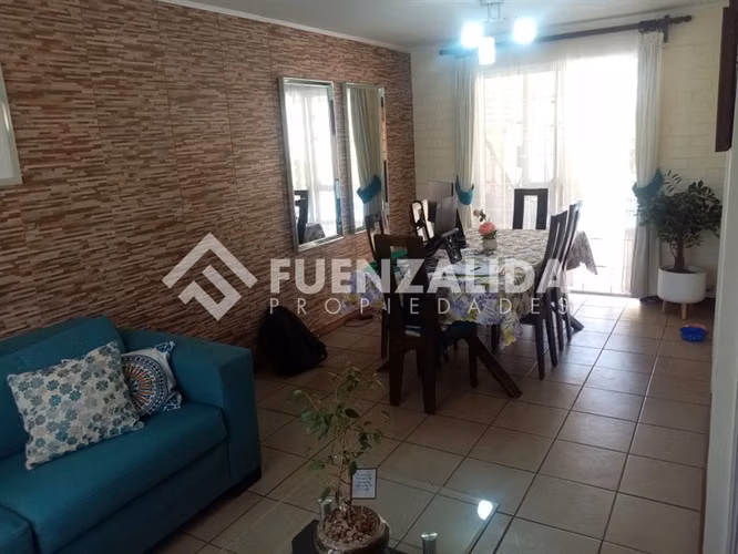 Casa en venta de 3 dormitorios en Puente Alto, AEP