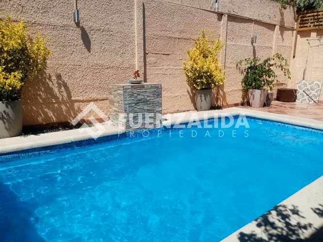 Casa en venta de 3 dormitorios en Puente Alto, AEP