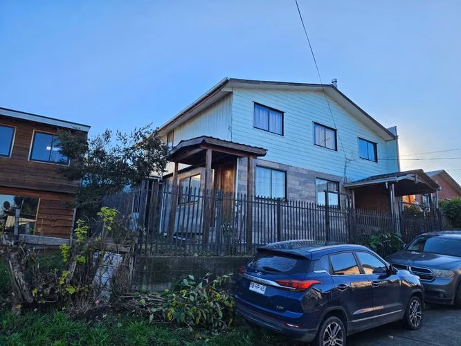 Vendo Amplia Casa Luis Bahamonde 2556, Villa Horizonte, Osorno