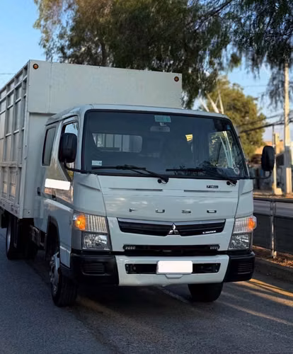 MITSUBISHI Fuso Canter 715 doble cabina año 2019