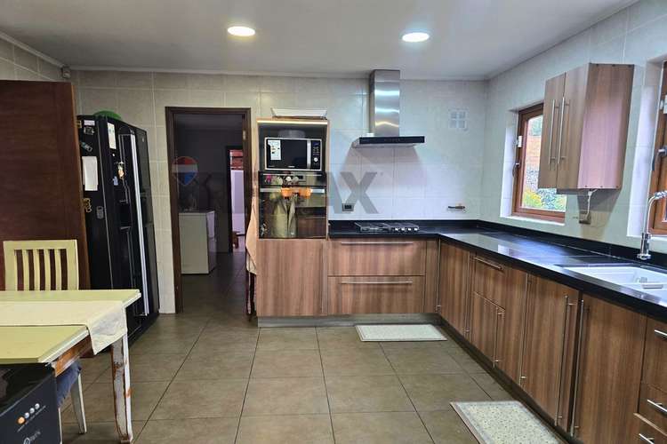 Gran parcela, lujosa casa ppal + casa adicional - Imagen 6