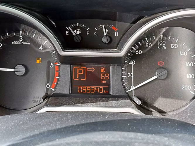 MAZDA BT-50 2021 - Imagen 16