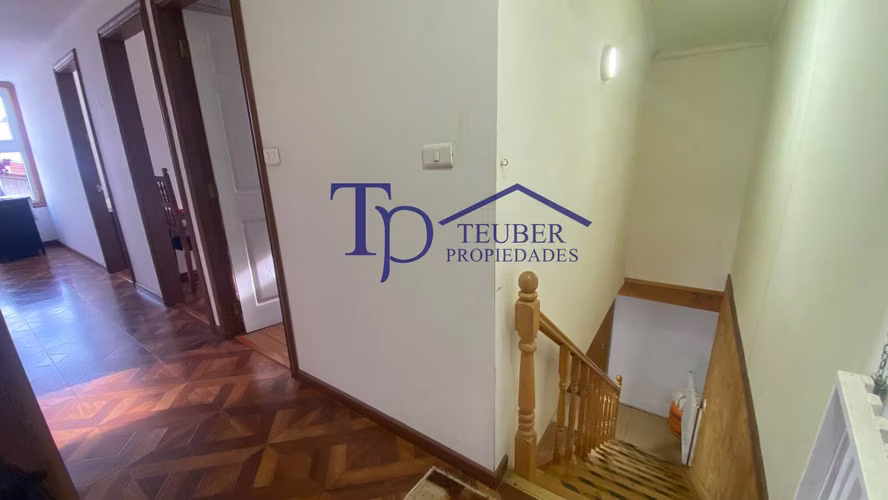 Se Arrienda casa en calle Rosario