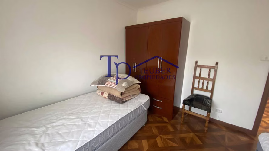 Se Arrienda casa en calle Rosario