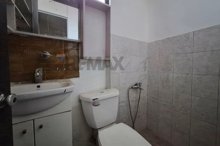 Casa en venta la reina