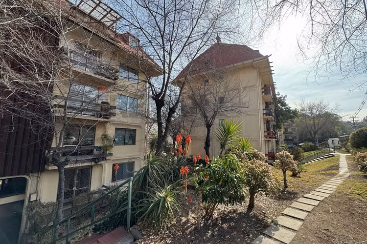 Departamento en falda del cerro apoquindo
