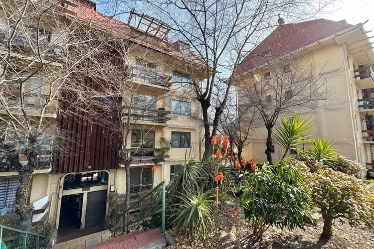 Departamento en falda del cerro apoquindo