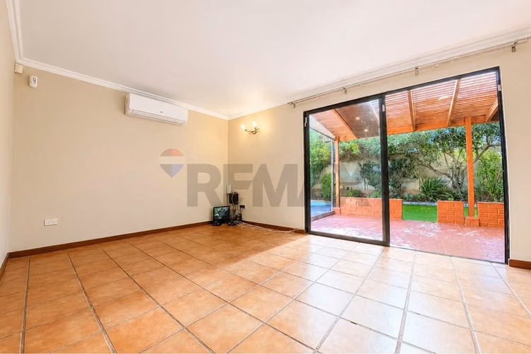Casa en microbarrio cerrado en peñalolén