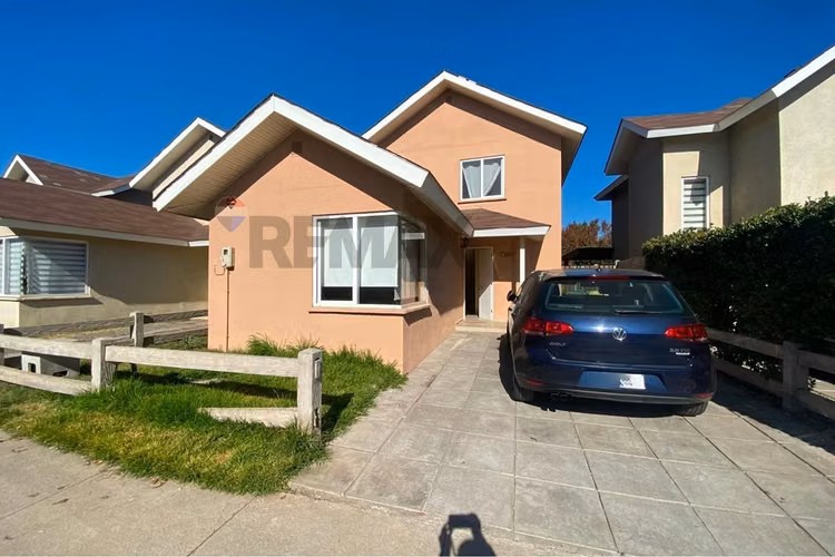Casa en arriendo condominio, estancia liray colina